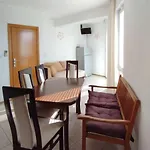Sea View Family Saint Apartment