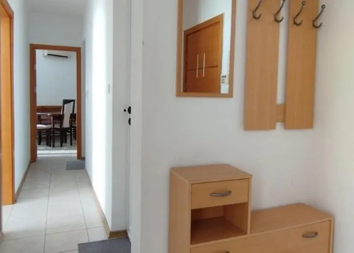 Sea View Family Saint